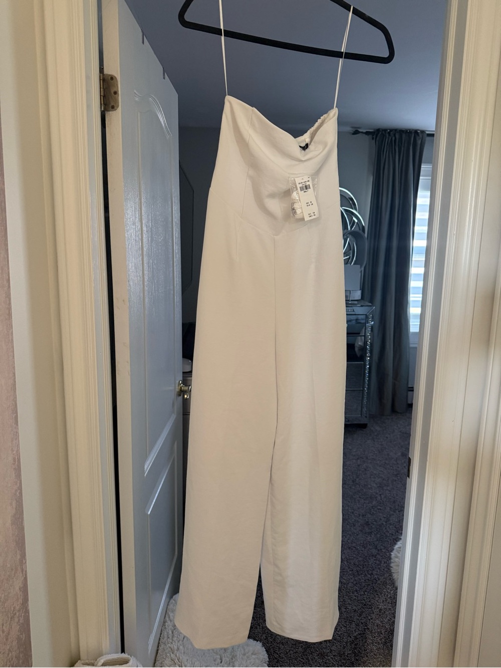 Abercrombie and Fitch Strapless White Wide-Leg Jumpsuit sz s